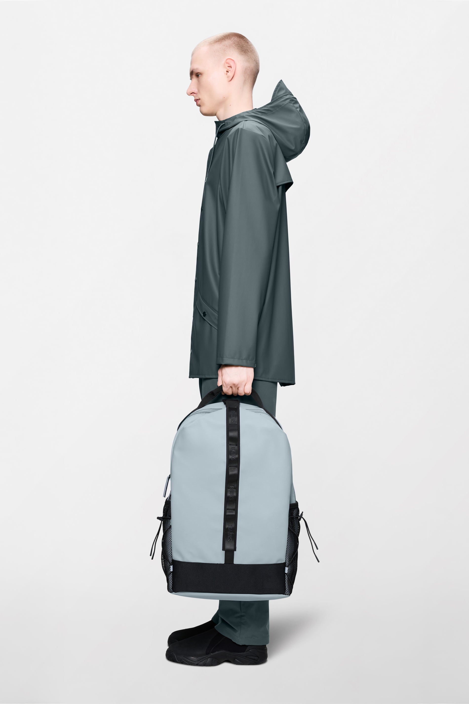 Mochila Frontal com Clip para Trilha